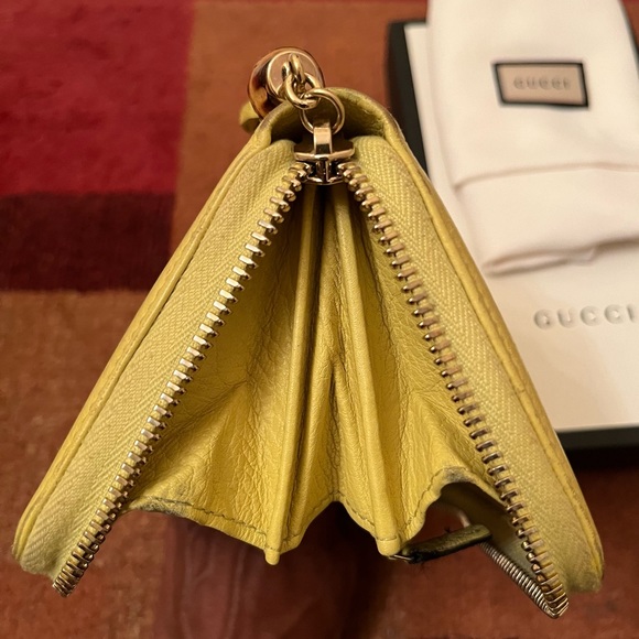 💯Gucci Neon Yellow Pebbled Leather Zippy Wallet w/Bamboo Pull/Dust Bag/Gift Box - Picture 15 of 17